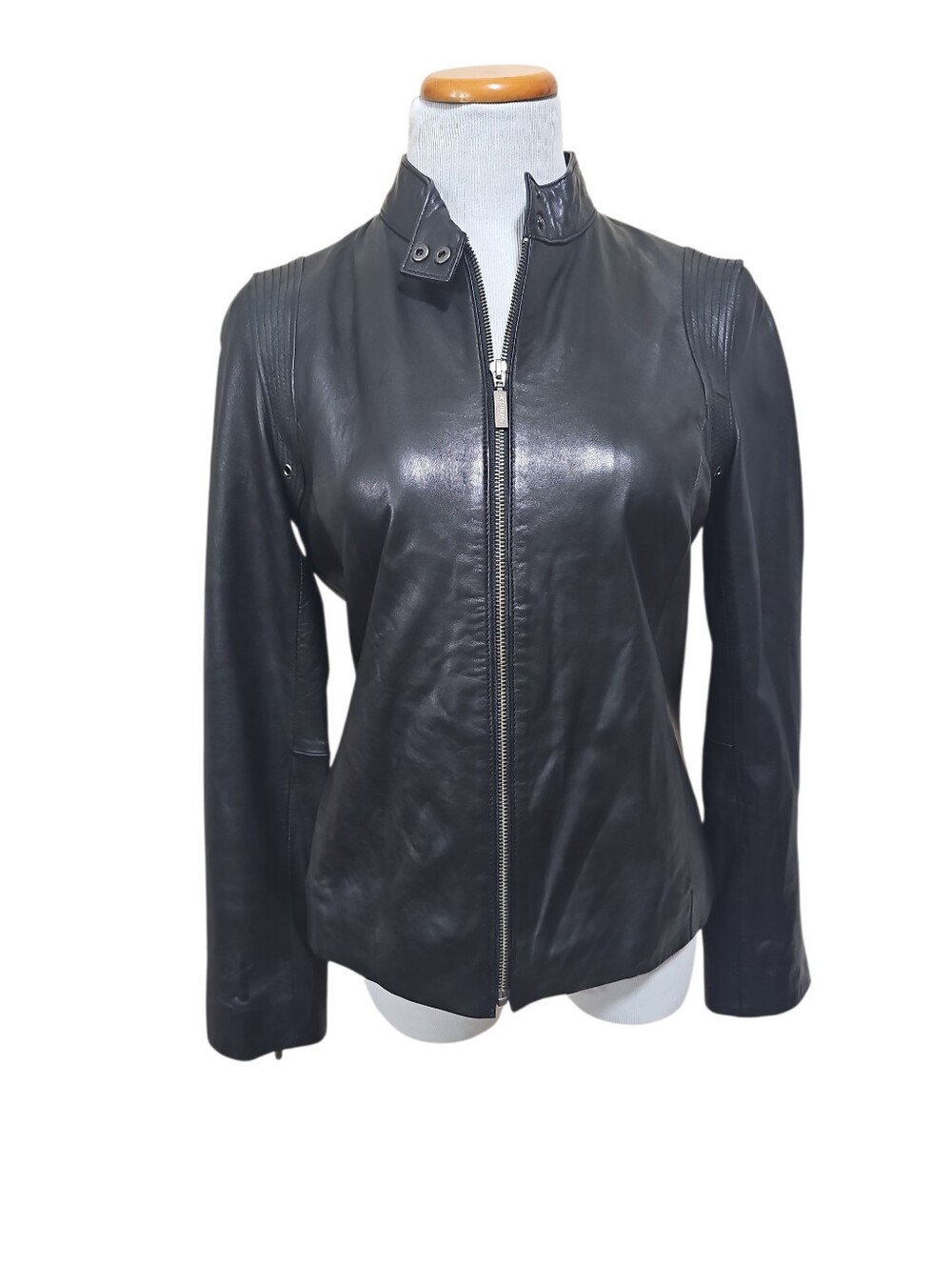 Calvin Klein Women 100% Genuine Leather Jacket Black Moto Collar M EUC Real Zip